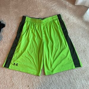Men’s Under Armour Loose Athletic Shorts Size XL